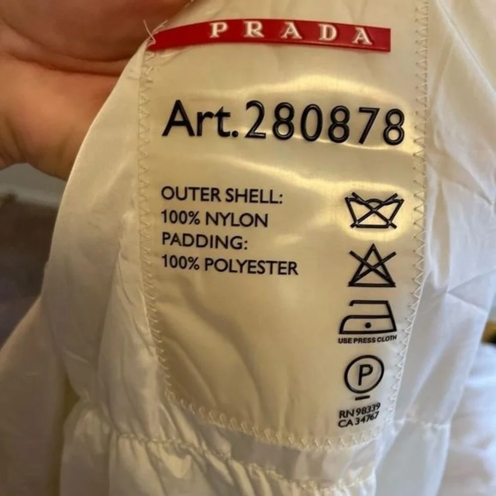 Authentic Prada lightweight off-white puffer jacket s - Picture 3 of 8